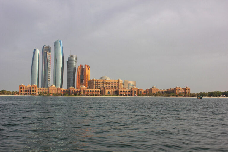 Abu Dhabi yacht surveyor